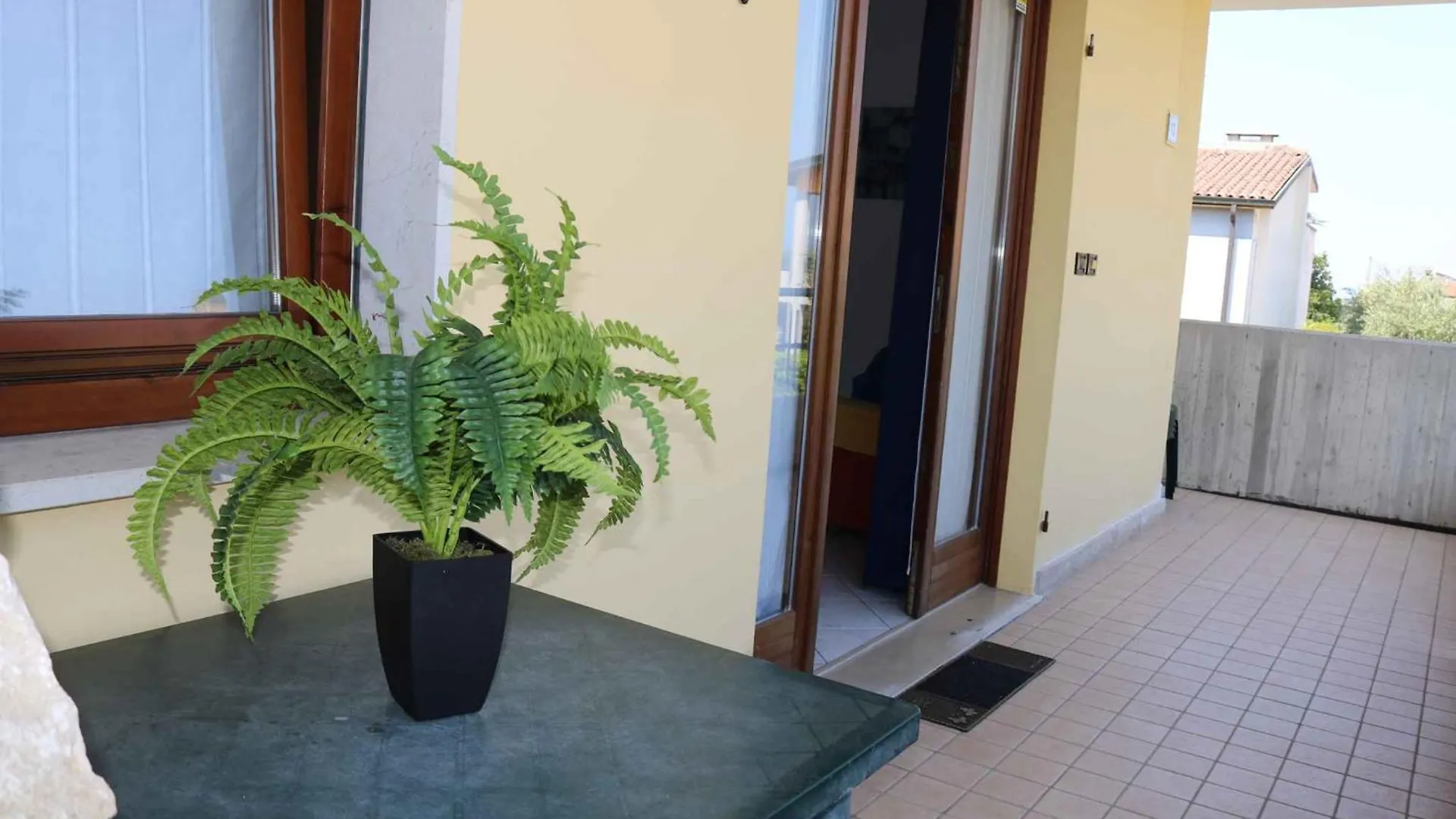 Apartment In Lazise/Gardasee 21986 Italien