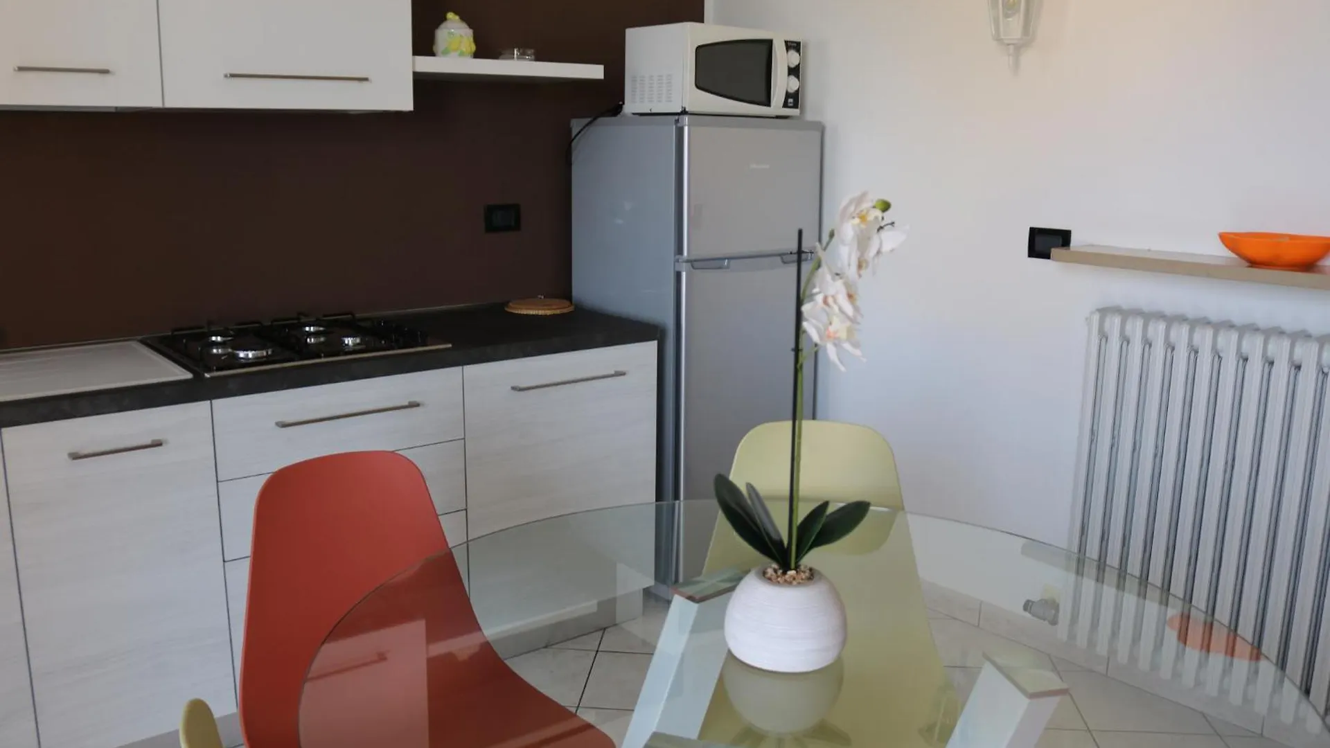 Apartment In Lazise/Gardasee 21986 Lazise