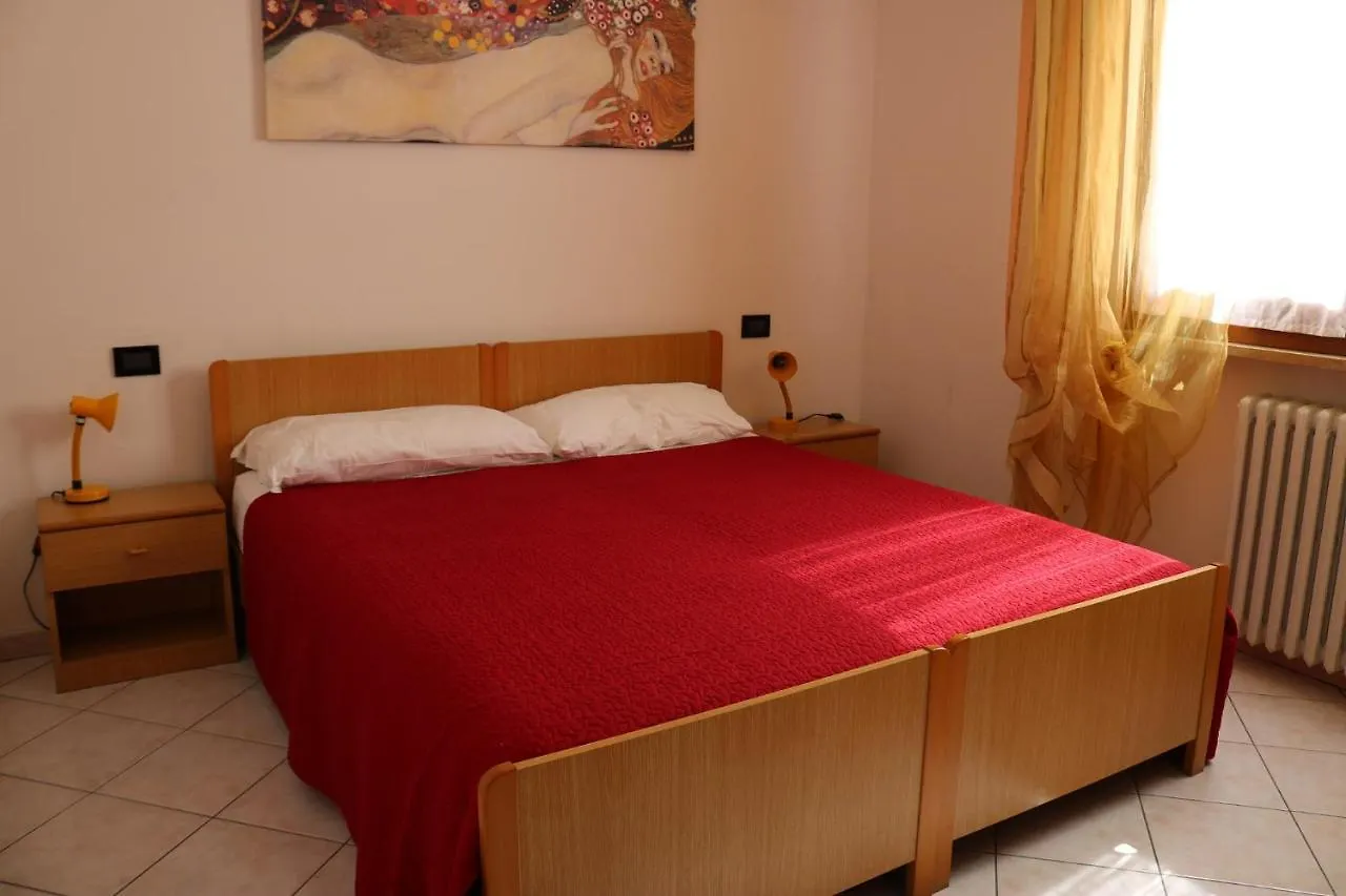 Apartment In Lazise/Gardasee 21986