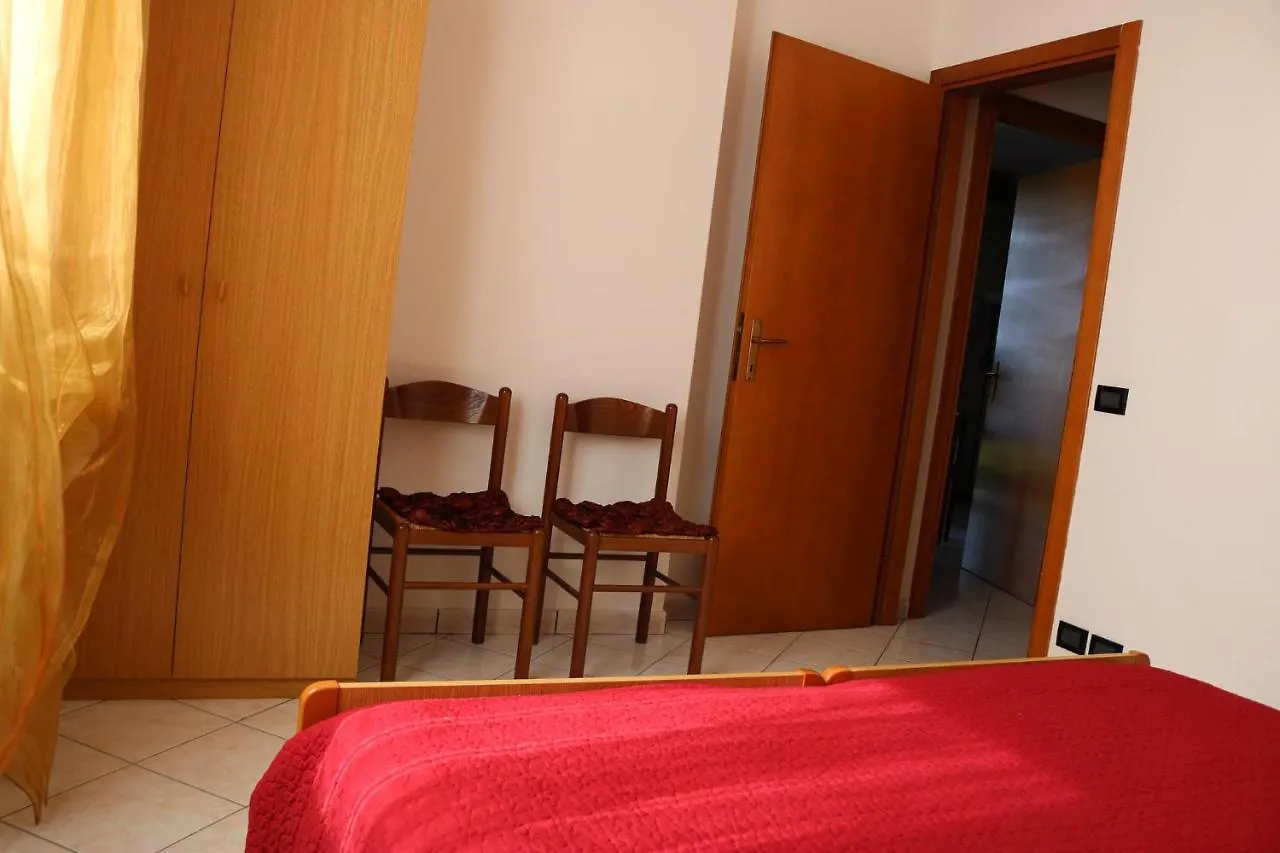 Apartment In Lazise/Gardasee 21986 Italy
